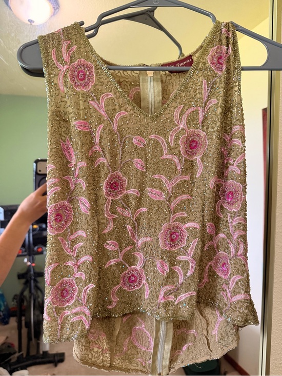 Noly Fuentes Madrid Tops - Boho Garden Fairy Beaded Floral Sleeveless Blouse - Pink on Olive